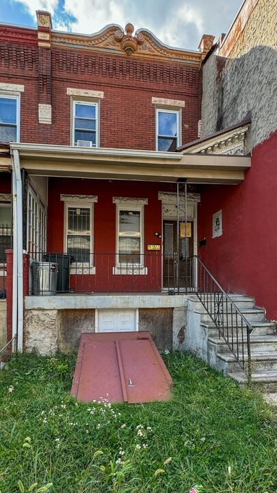 5722 Market St-Unit -1st Floor in Philadelphia, PA - Building Photo