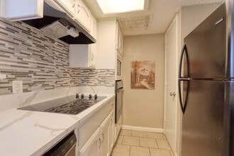 707 Harbour Town Dr, Unit 1 in Lake Dallas, TX - Building Photo - Building Photo