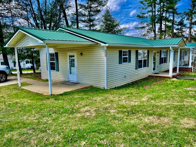 109 Pettus St in Somerset, KY - Building Photo - Building Photo