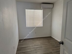 45420 5th St E in Lancaster, CA - Building Photo - Building Photo