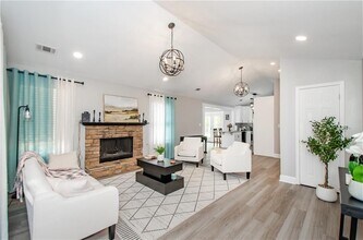 238 Knob Hill Dr in Locust Grove, GA - Building Photo - Building Photo