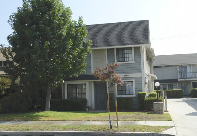 100 N 4th St in Alhambra, CA - Building Photo - Building Photo