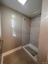 186 Old Rd in Sewaren, NJ - Building Photo - Building Photo