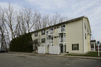 Cattail Cove Apartments in Wyoming, MI - Building Photo - Building Photo