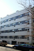 150 W 74th St in New York, NY - Building Photo - Building Photo