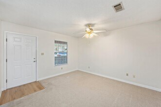 4021 Valparaiso Blvd in Niceville, FL - Building Photo - Building Photo