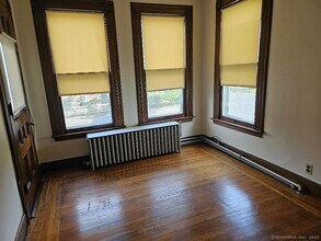 163 Livingston St in New Haven, CT - Building Photo - Building Photo