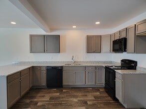 130 Robert Cir in Lebanon, PA - Building Photo - Building Photo