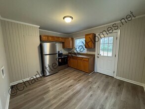 9311 Old Moores Chapel Rd in Charlotte, NC - Building Photo - Building Photo