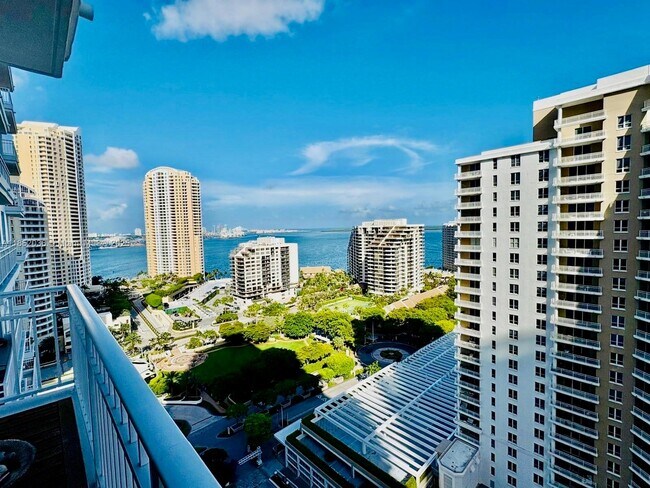 property at 801 Brickell Key Blvd