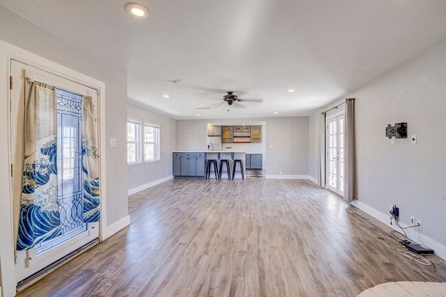 property at 1037 Yucca Ave