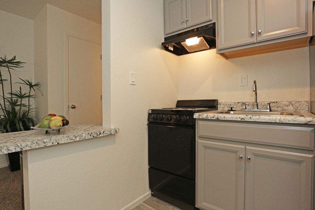 San Jose Manor Mesa, AZ Apartments