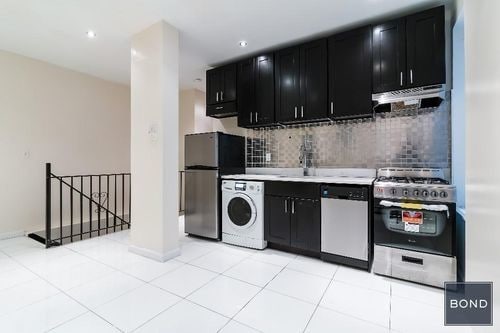 204 W 108th St-Unit -3 in New York, NY - Building Photo