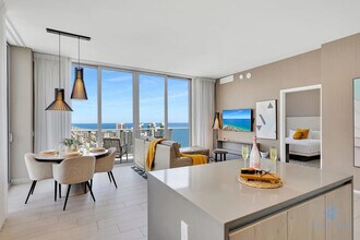 4010 S Ocean Dr in Hollywood, FL - Foto de edificio - Building Photo