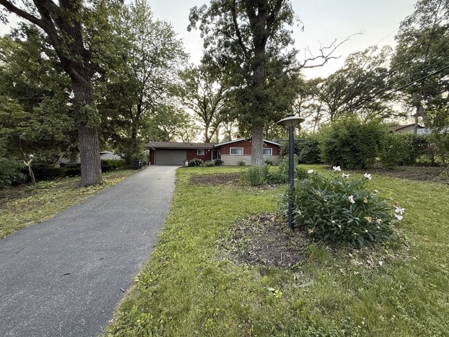 5346 Center Ave in Lisle, IL - Building Photo - Building Photo