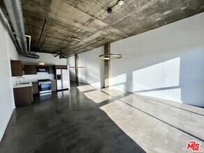 510 S Hewitt St in Los Angeles, CA - Building Photo - Building Photo