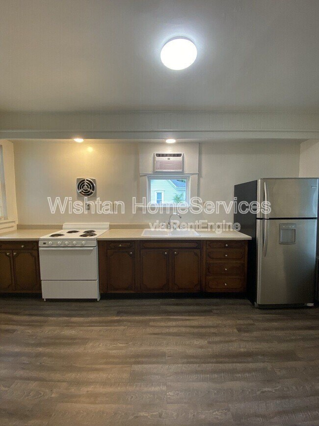 525 S Lafayette St in Macomb, IL - Building Photo - Building Photo