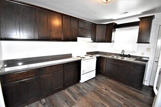 115 W Fork Dr in Clarksville, TN - Building Photo - Building Photo