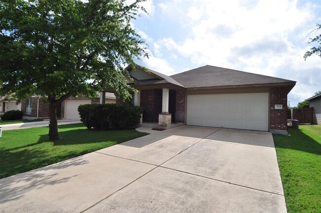 404 Fistral Dr in Hutto, TX - Foto de edificio - Building Photo