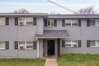 High Street Apartments in Longview, TX - Building Photo - Building Photo