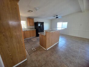 1502 N 180th Dr in Goodyear, AZ - Building Photo - Building Photo