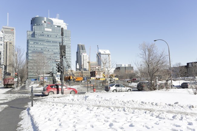 YUL Condos in Montréal, QC - Building Photo - Building Photo