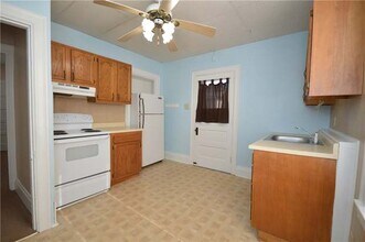 700 Ravenswood Ave, Unit Apt. 3 in Pittsburgh, PA - Building Photo - Building Photo