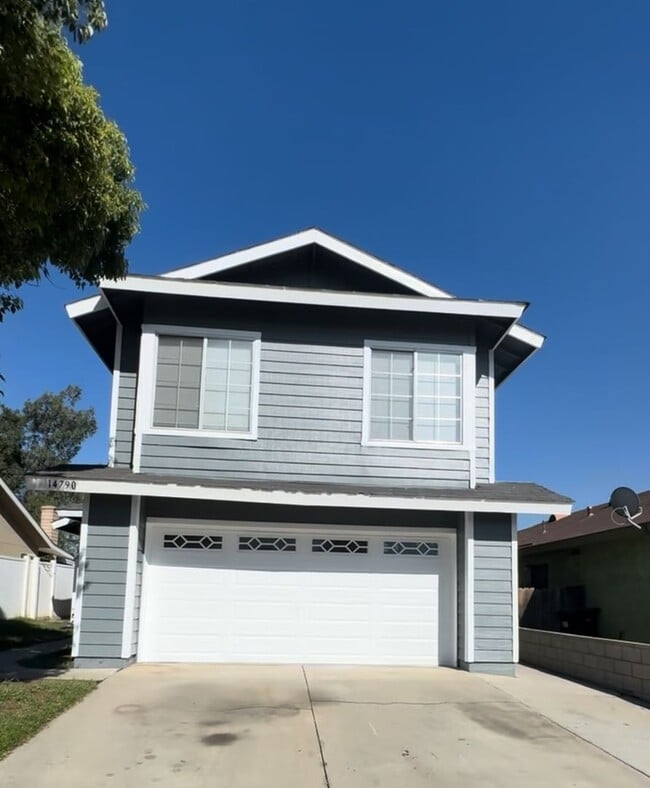 property at 14790 Rosemary Ave