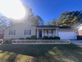 1313 Butterwood Cir in Fayetteville, NC - Building Photo