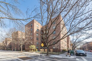 3441 78th St in Flushing, NY - Building Photo