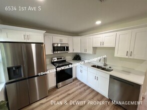 6534 1st Ave S in St. Petersburg, FL - Building Photo - Building Photo