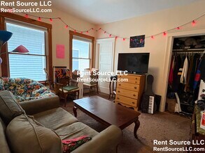 325 Main St in Medford, MA - Building Photo - Building Photo