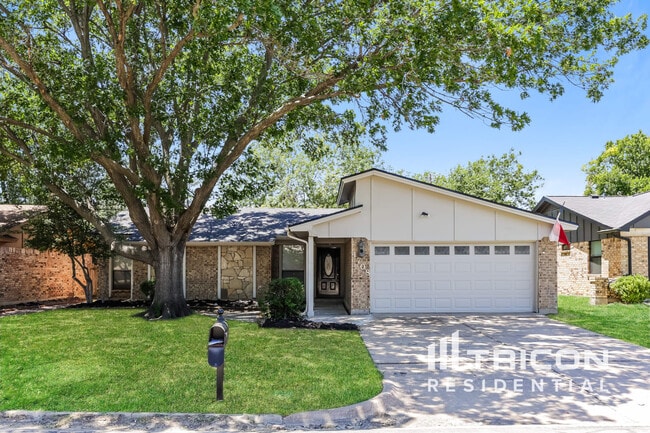4708 N Prairieview Ct