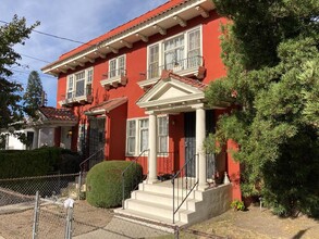 2839 St George St, Unit 2839 in Los Angeles, CA - Foto de edificio - Building Photo