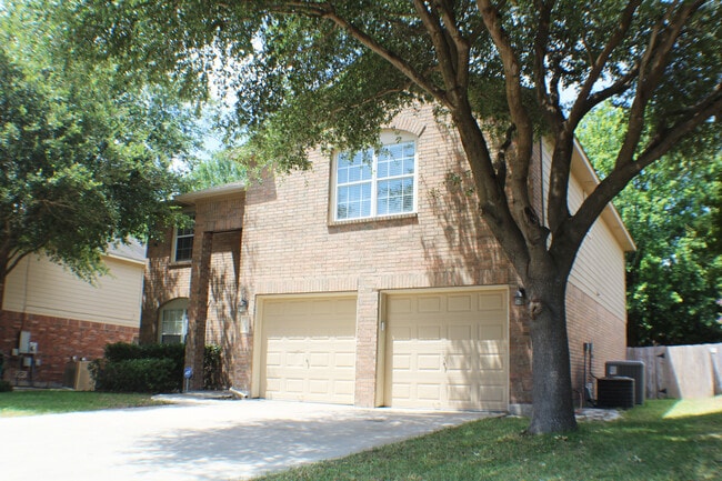 194 Laceleaf Ln in Cibolo, TX - Building Photo - Building Photo