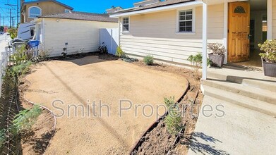 1801 Felton Ln in Redondo Beach, CA - Building Photo - Building Photo