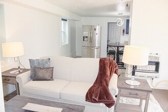 1617 Duels St-Unit -~ in New Orleans, LA - Building Photo - Building Photo