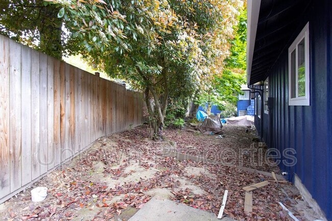 19733 SW 68th Ave in Tualatin, OR - Building Photo - Building Photo