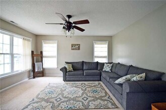 4833 Lighthouse Ct in Winston-Salem, NC - Building Photo - Building Photo