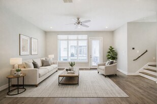 1305 Mayfair Clarkson Ln in Houston, TX - Building Photo