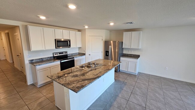 487 W Back Nine Cir in Beverly Hills, FL - Building Photo - Building Photo