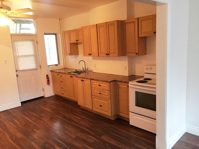 property at 357-357 Rue Wilbrod St