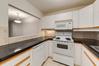 Meredith Road Apartments in Calgary, AB - Building Photo - Building Photo