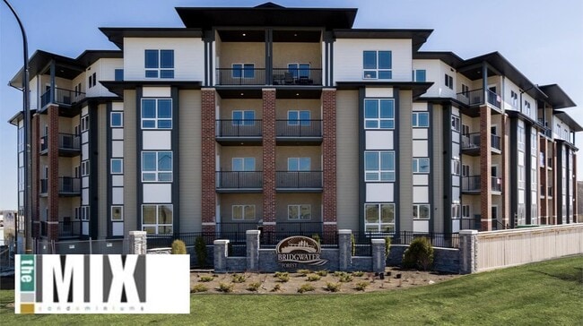 property at 10 Hill Grove Point