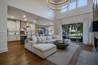 2401 Sunset Vista Cir in Spicewood, TX - Building Photo - Building Photo