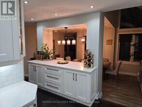 50 Elizabeth St S in Brampton, ON - Building Photo - Building Photo