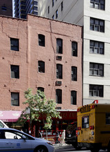 302 E 49th St in New York, NY - Building Photo - Building Photo