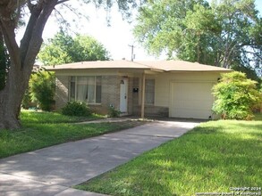 554 Trudell Dr in San Antonio, TX - Building Photo - Building Photo