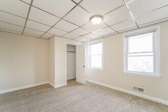 1917 Searles Rd in Dundalk, MD - Building Photo - Building Photo