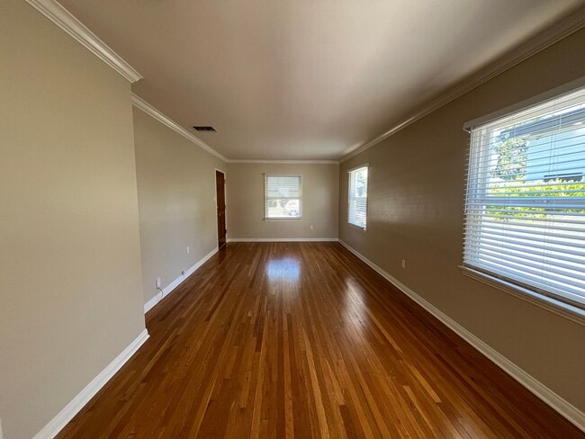 4526 Calhoun Ave in Los Angeles, CA - Building Photo - Building Photo